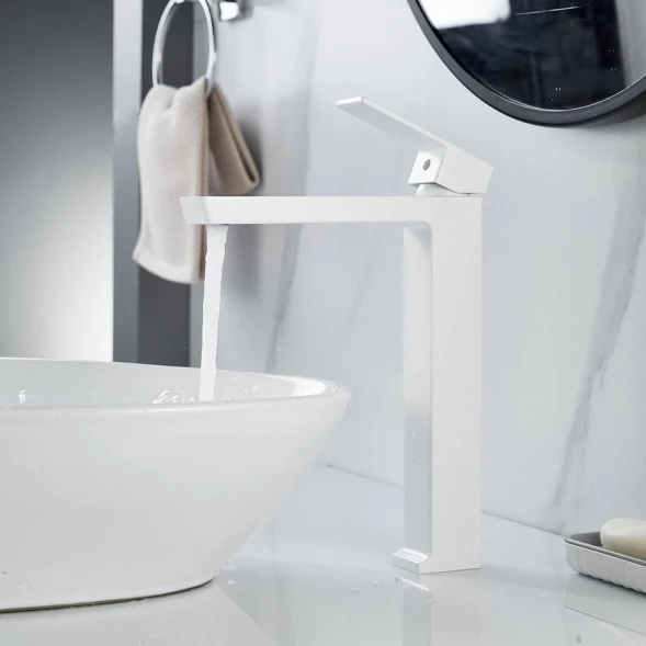 Смеситель для раковины Rose R1811C-1 белый