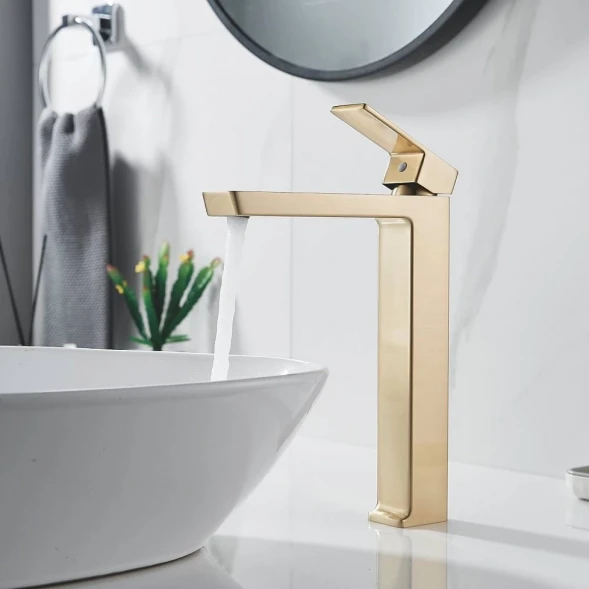 Смеситель для раковины Rose R1811G-1 Золото матовый