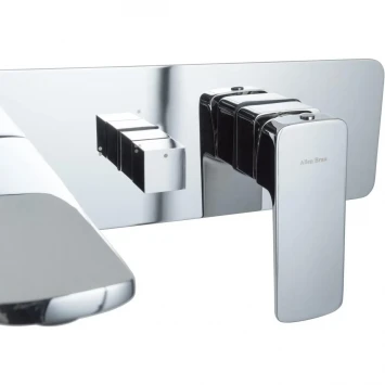 Смеситель для ванны Allen Brau Infinity 5.21007-00 встраиваемый, с душевым гарнитуром, хром