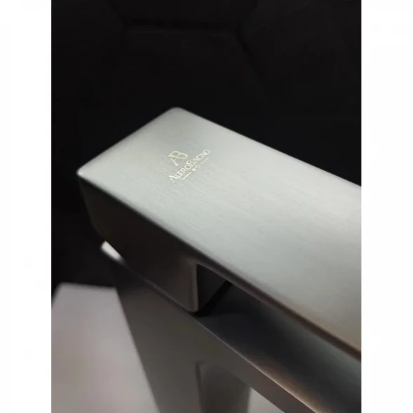 Смеситель для раковины AltroBagno Lamberto AltroBagnoLamberto010224GM оружейная сталь