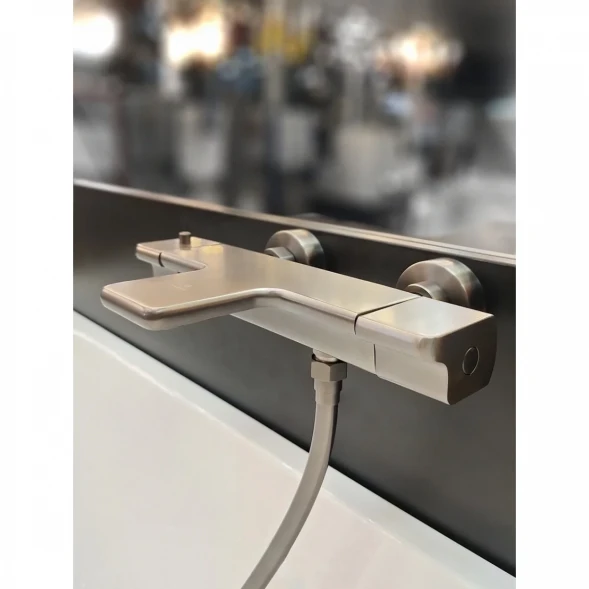 Термостат для ванны AltroBagno Lamberto AltroBagnoLamberto0224GM с душевым гарнитуром, оружейная сталь