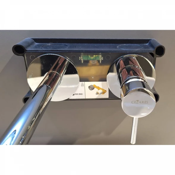 Смеситель для раковины Cezares Leaf LEAF-BLI2-L-01-W0 встраиваемый, без донного клапана, хром (Витринный образец)