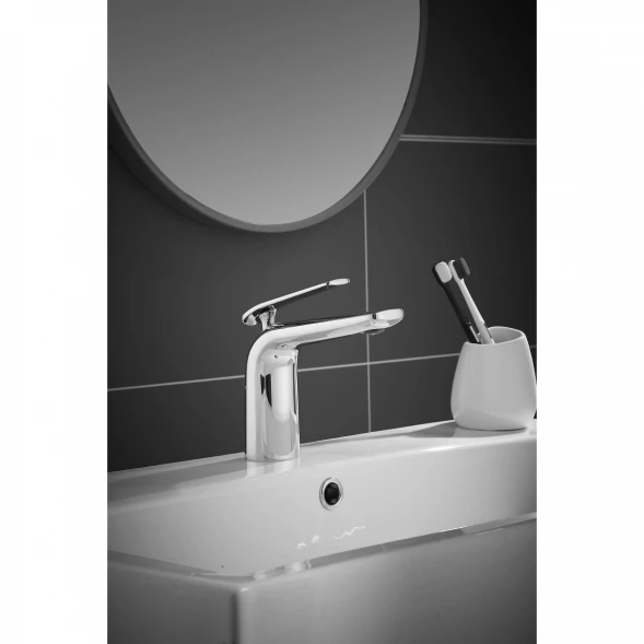 Смеситель для раковины Rose R3901