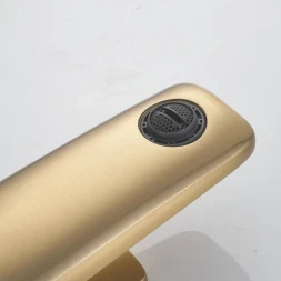 Смеситель для раковины Rose R3901G Золото матовый