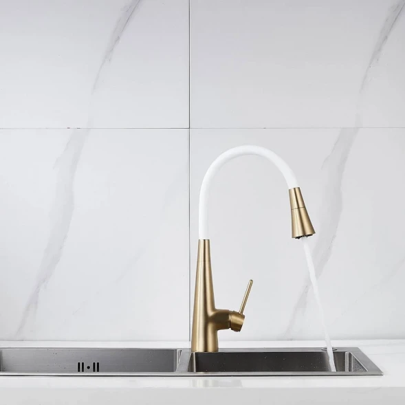 Смеситель для кухни Rose R213G с гибким изливом, Золото матовый