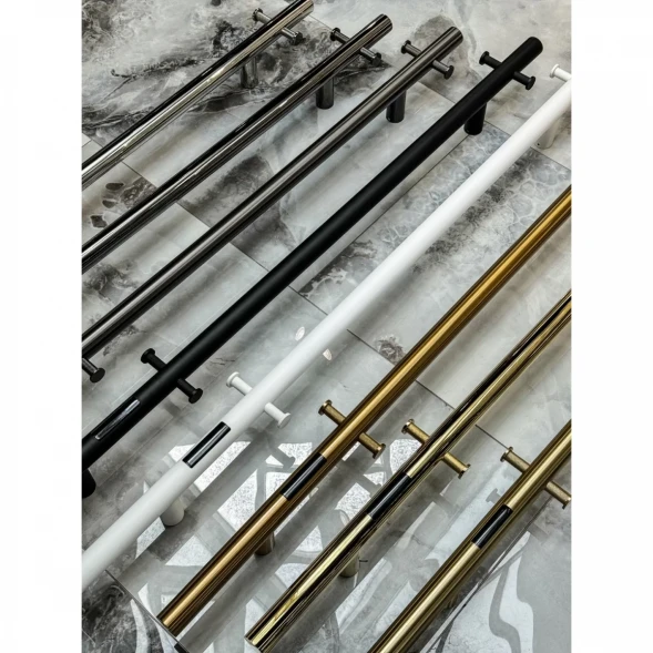 Полотенцесушитель электрический Boheme Uno 726-G 1500x122, золотой