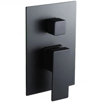 Смеситель для ванны Feramolli Cubo BL633