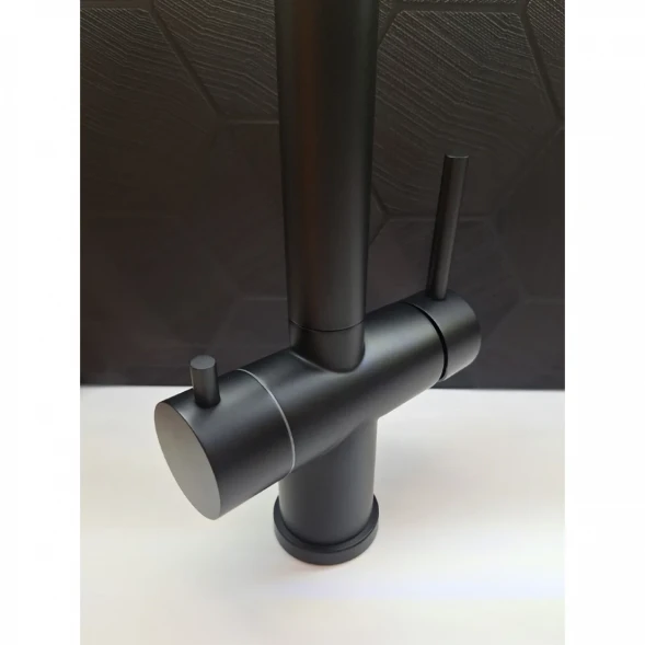 Смеситель для кухни AltroBagno Flusso AltroBagnoFlusso050204MB с подключением к фильтру, гибким изливом, черный матовый