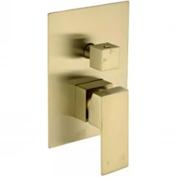 Смеситель для ванны Feramolli Cubo GL633