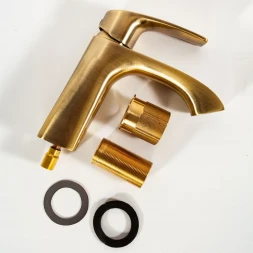 Смеситель для раковины Hansberge H1085BR бронза