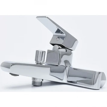 Смеситель для ванны AQUAme Prato AQMP6122 с душевым гарнитуром, хром