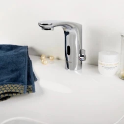 Смеситель для раковины бесконтактный без донного клапана BelBagno Acqua ACQUA-ELV-CRM